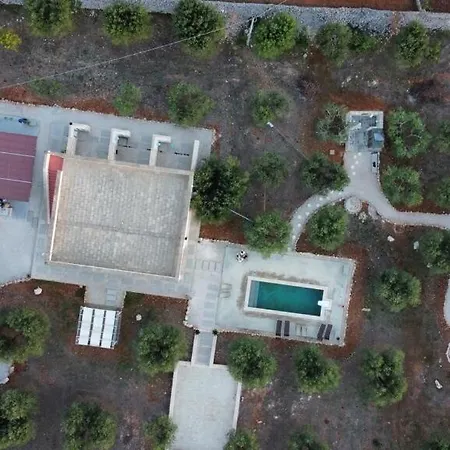 Trulli Paradise - Privata Con Piscina 4* Ostuni