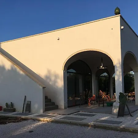 Trulli Paradise - Privata Con Piscina 4* Ostuni